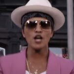 Mark Ronson  - Uptown Funk ft. Bruno Mars (Videoklip)